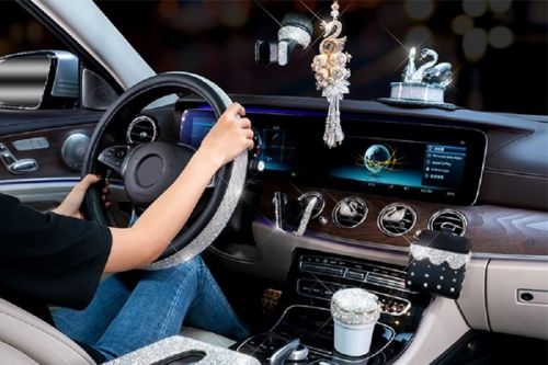 Những phụ kiện ô tô nên tặng cho phụ nữ nhất