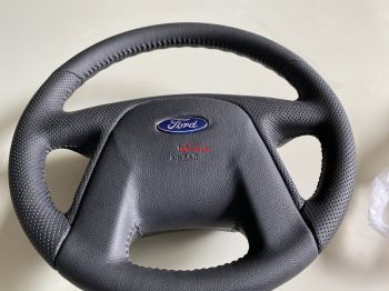 Dịch vụ bọc ghế, ốp vô lăng, trải sàn, dán kính, dán phim cách nhiệt