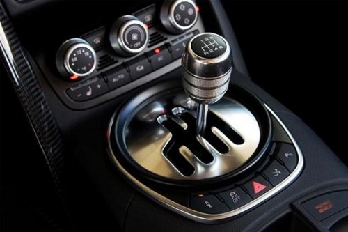 Xe số sàn là gì? Nên mua xe số tự động hay số sàn?